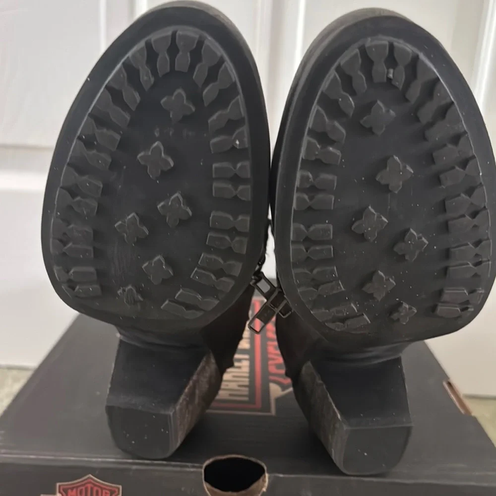 Harley-Davidson Gray Wexford Studded Boots - Picture 5 of 9